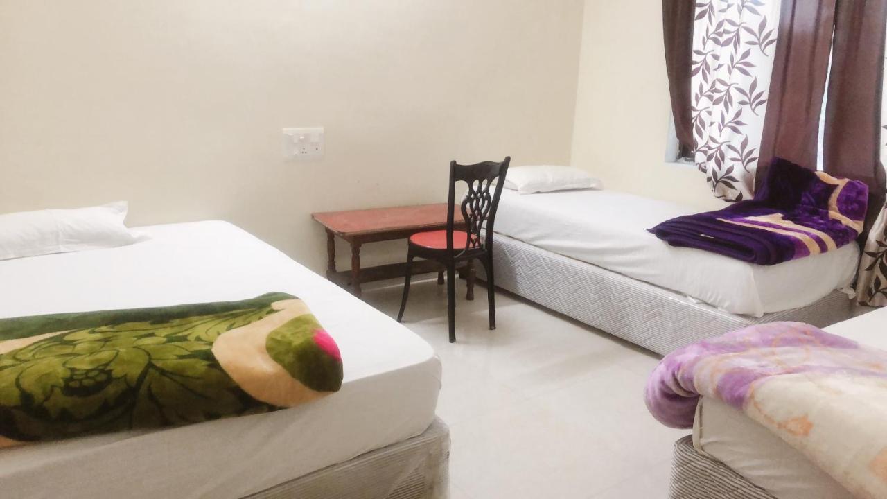 Hotel Lotus Residency Bodh Gaya Esterno foto