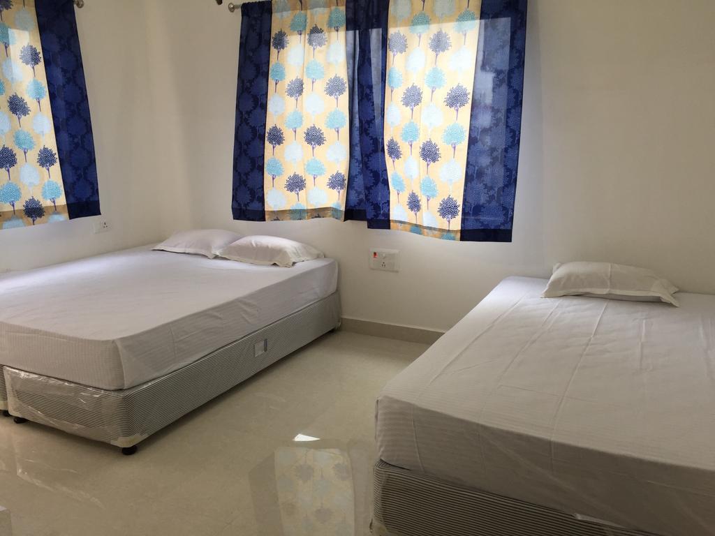 Hotel Lotus Residency Bodh Gaya Esterno foto