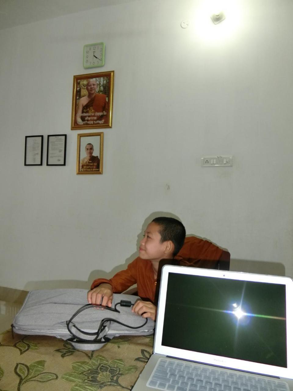 Hotel Lotus Residency Bodh Gaya Esterno foto