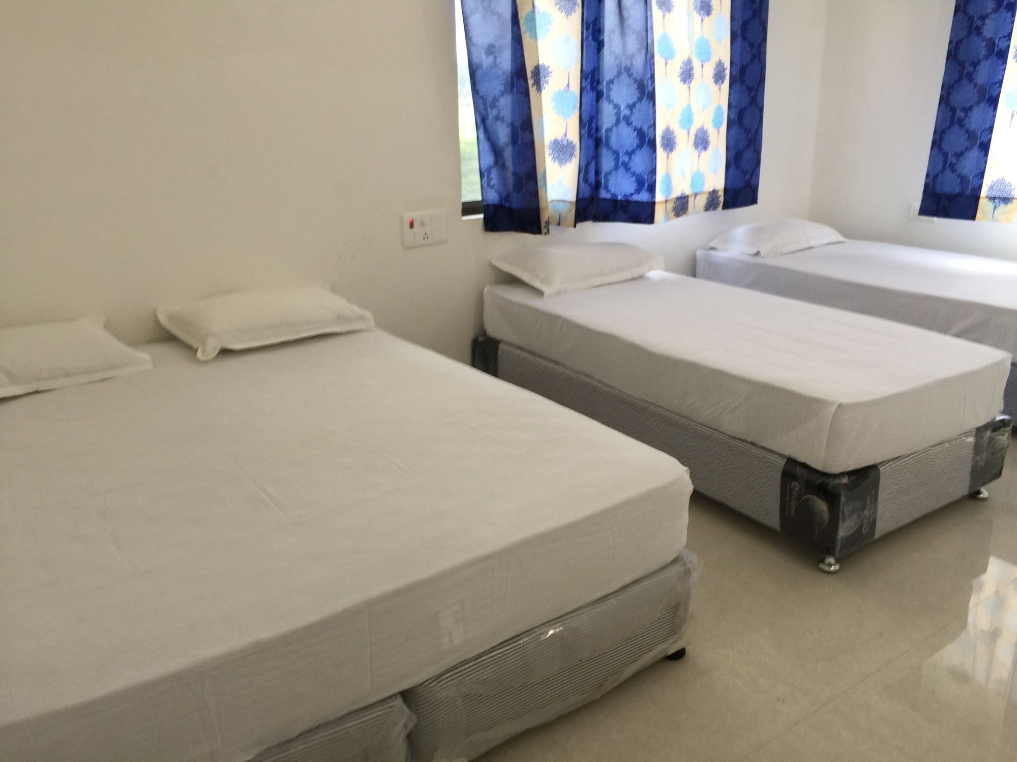 Hotel Lotus Residency Bodh Gaya Esterno foto